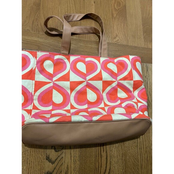 DSW Handbags - Vintage (Almost) DSW Hearts Tote